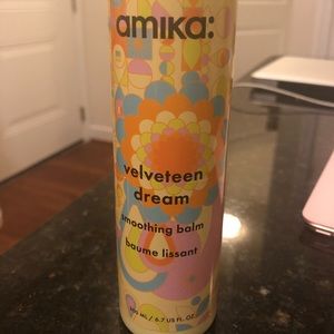 Amika velvet  hair cream.